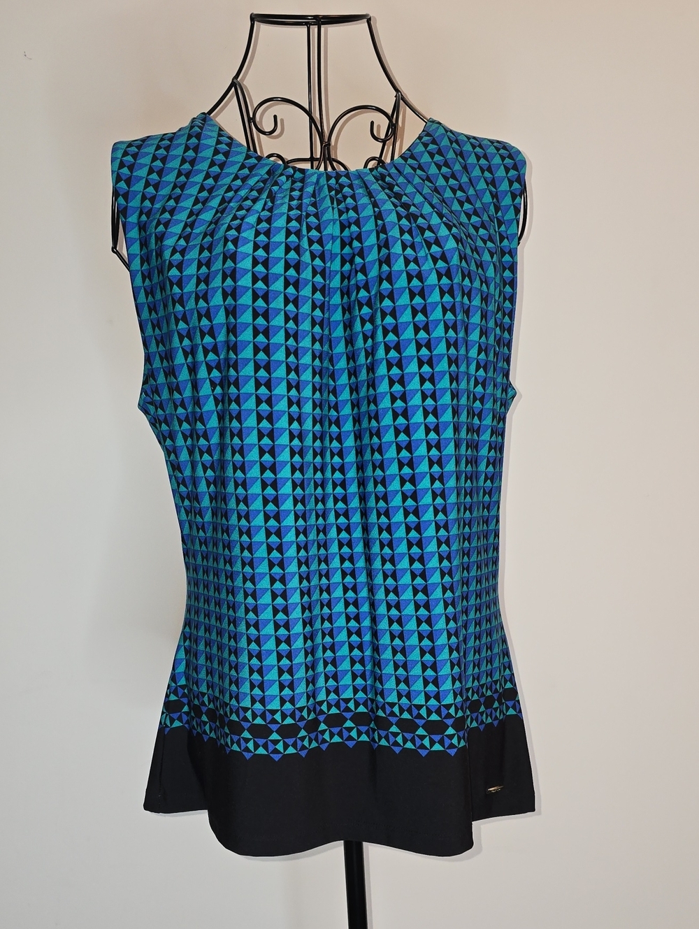 Calvin Klein Blue & Black Geometric Sleeveless Top